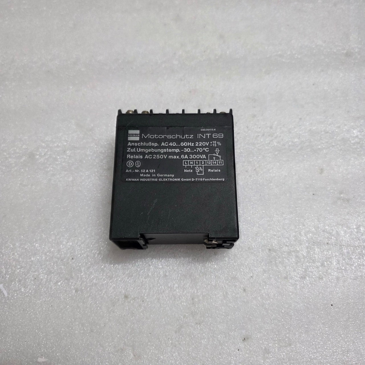 KRIWAN INT 69 MOTOR PROTECTION RELAY 030.00115.4 MOTORSCHUTZ 52 A 121