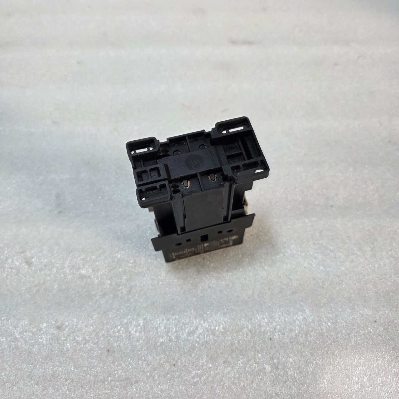 GENERAL ELECTRIC CL25D300T IEC CONTACTOR 45A