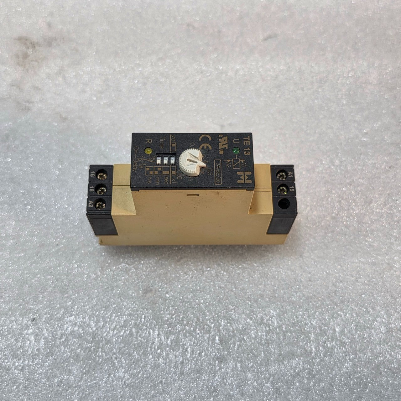 HIQUEL TE13 SERIES TIME DELAY RELAY (ON-DELAY FUNCTION) 24V AC/DC