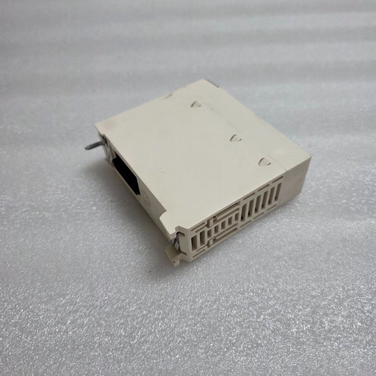 BMXDDO3202K MODICON X80 DISCRETE OUTPUT MODULE