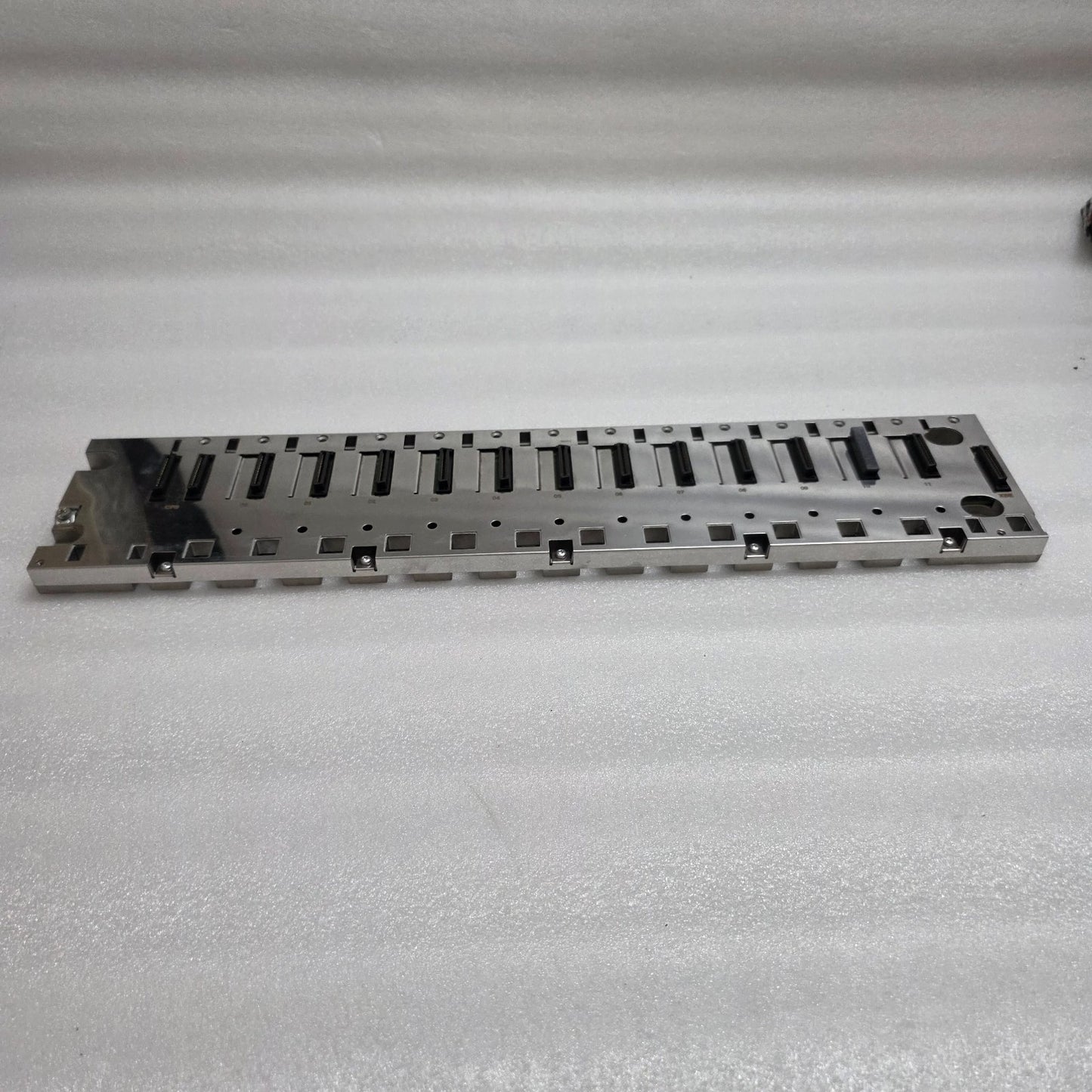 BMXXBP1200 MODICON X80 BACKPLANE RACK
