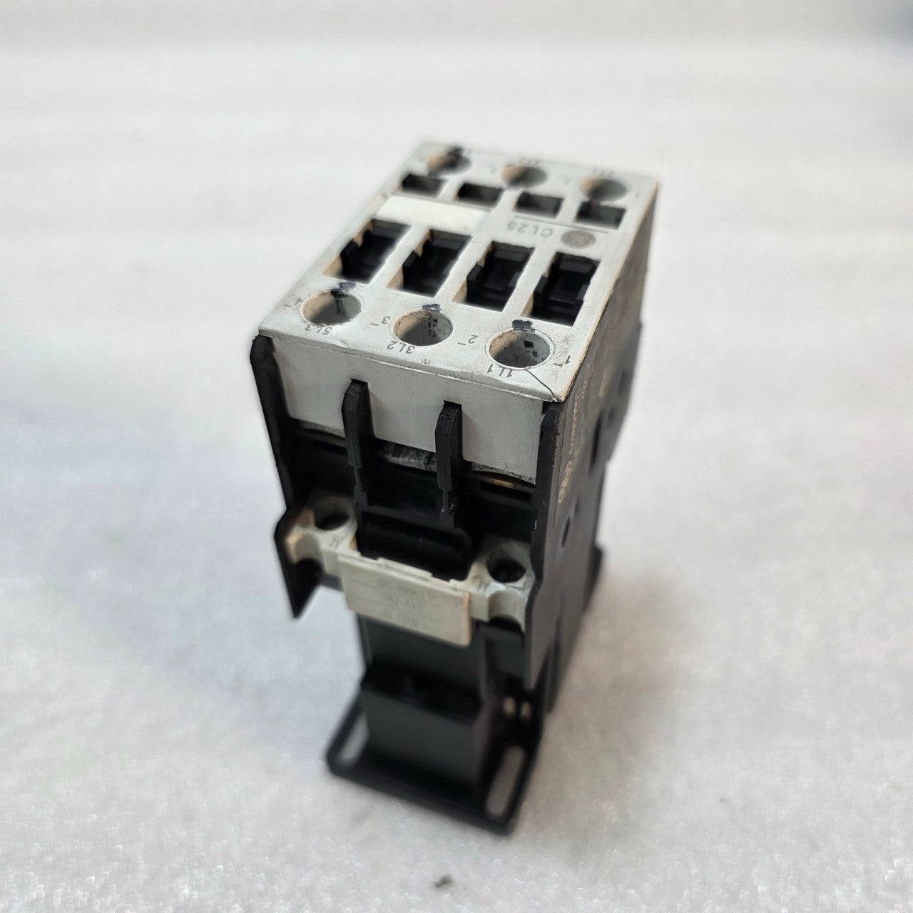 GENERAL ELECTRIC CL25D300T IEC CONTACTOR 45A