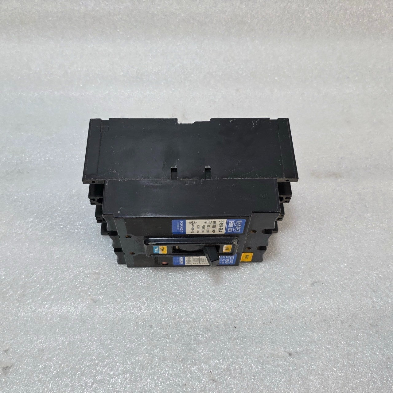 HYUNDAI HBH-103 3-POLE CIRCUIT BREAKER 75A
