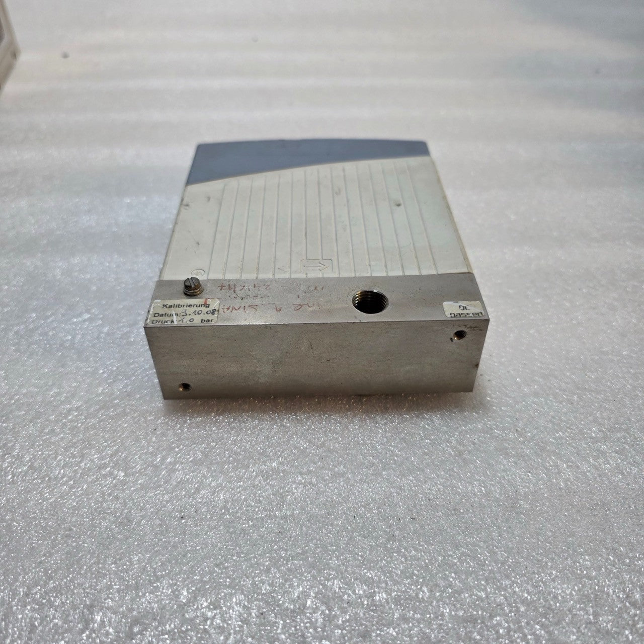 BURKERT 8712 MFC MASS FLOW CONTROLLER 00159076 24VDC