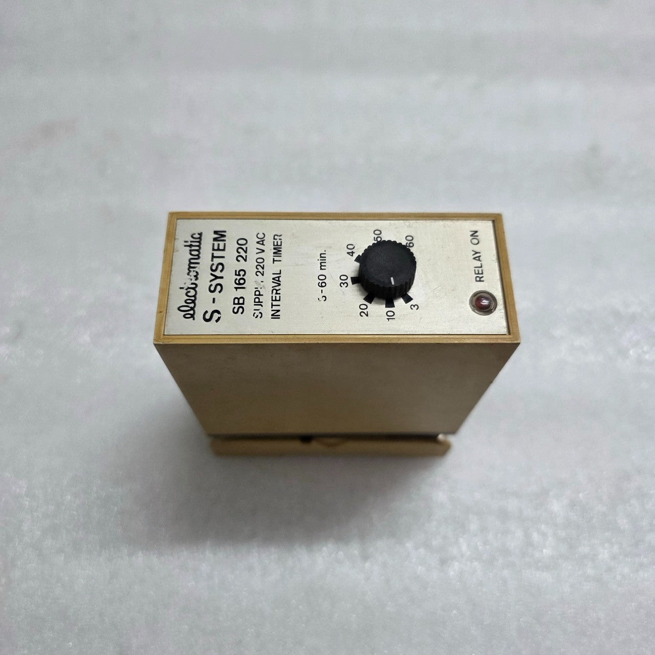 ELECTROMATIC S-SYSTEM SB 165 220 INTERVAL TIMER RELAY, 220 VAC, 3-60 MIN