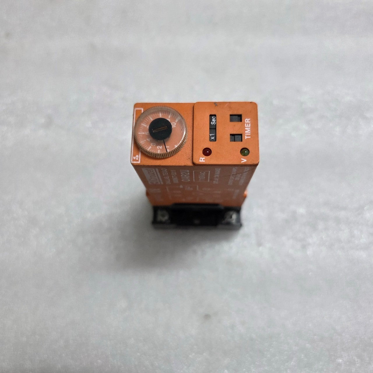 CROUZET OAR2U DELAY ON MAKE TIME RELAY 110VAC OAR2U-110A