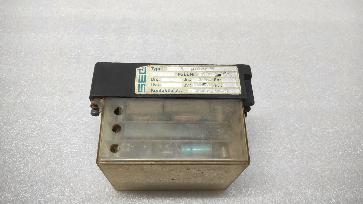 SEG STROMRELAIS IWU 2-3 CURRENT RELAY 250VAC 1000VA