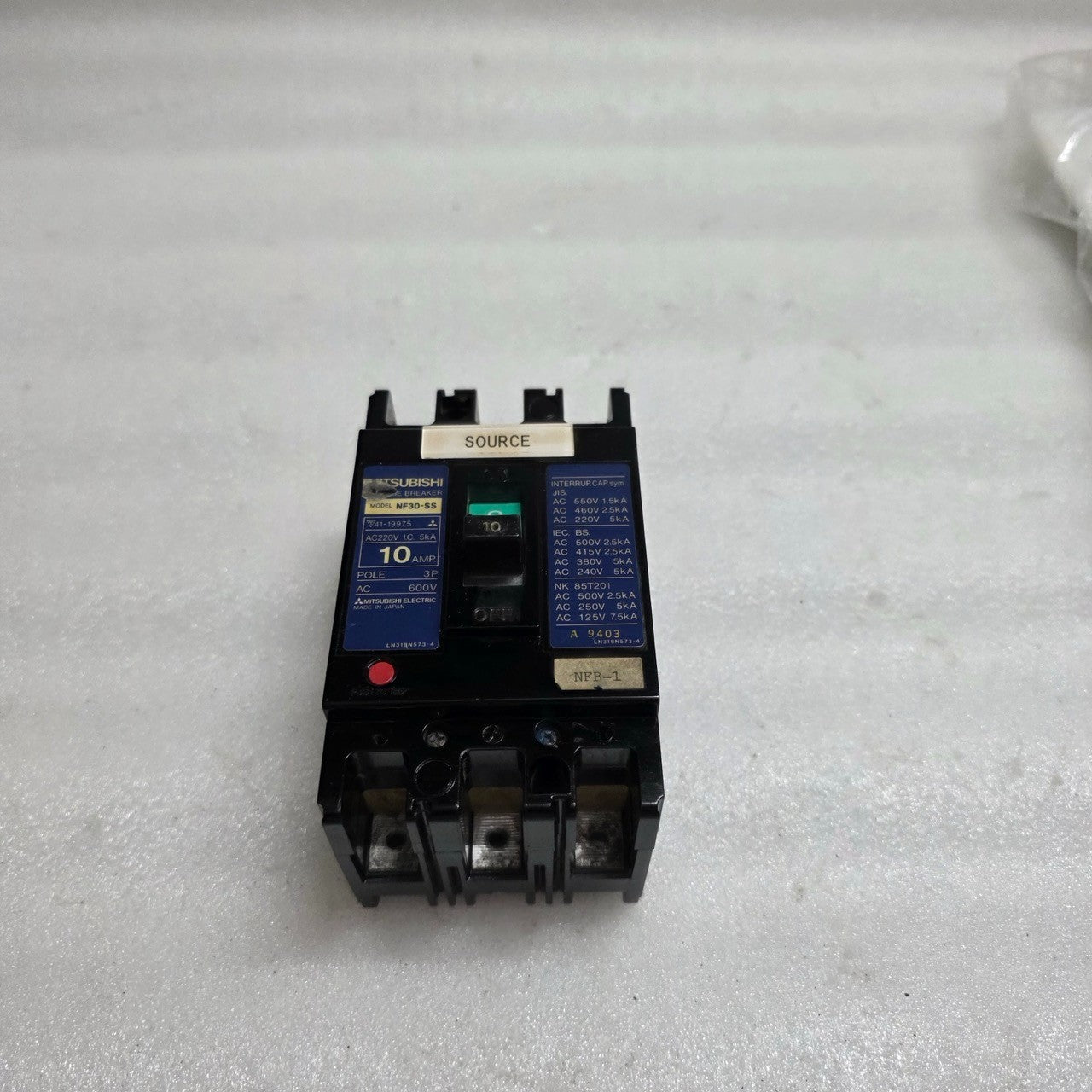 MITSUBISHI ELECTRIC NF30-SS 3-POLE CIRCUIT BREAKER 10A