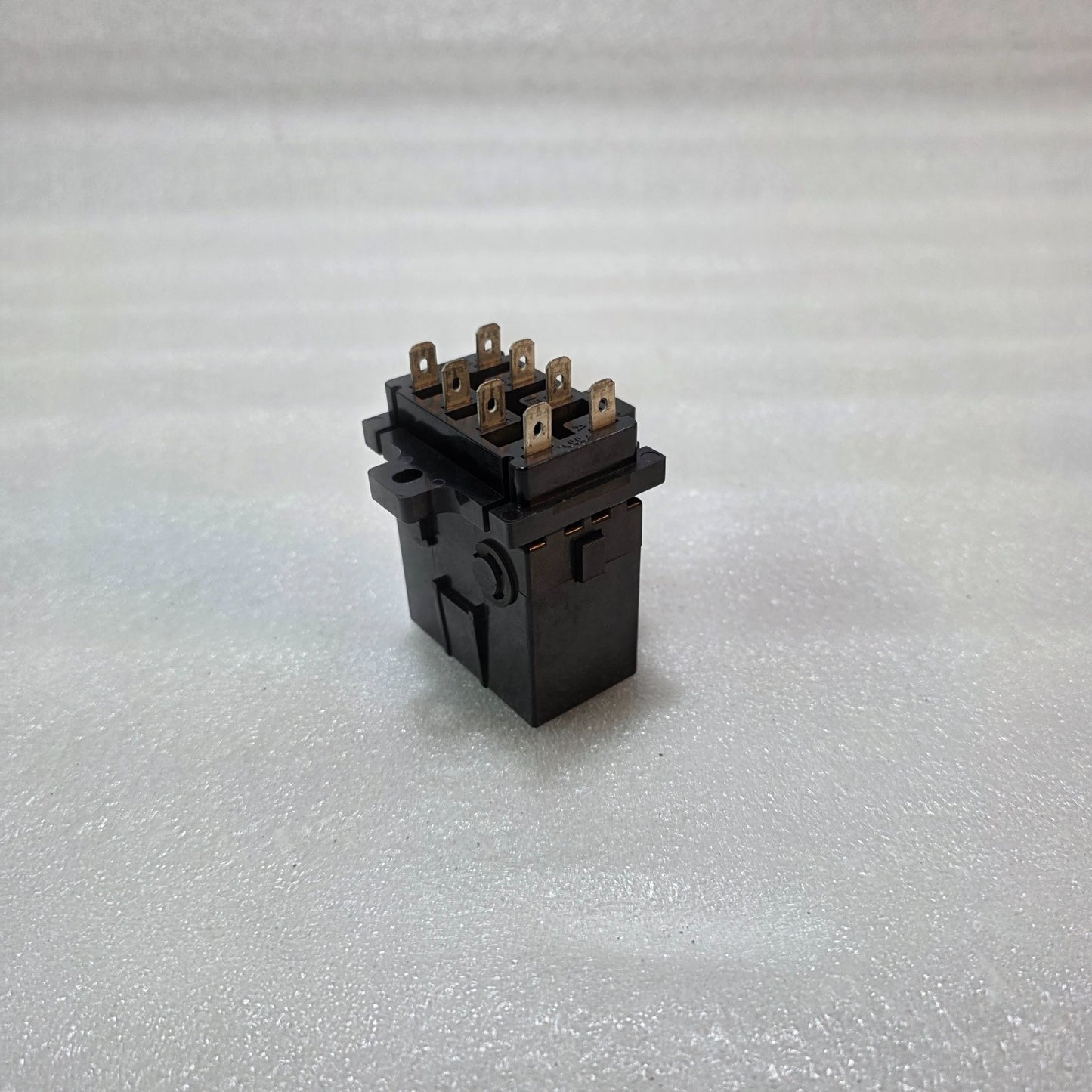 MATSUSHITA ELECTRIC VC15FA POWER RELAY CONTACTOR BW5152102K COIL VOLTAGE 100V