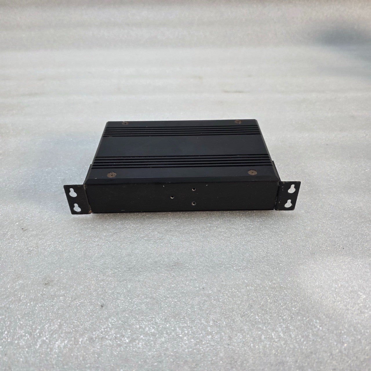 UOTEK UT-6405 5-PORT 10/100M UNMANAGED INDUSTRIAL ETHERNET SWITCH 12/24/48 VDC