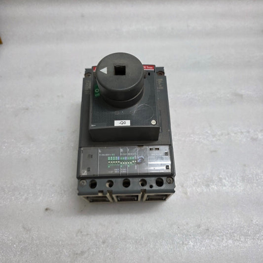 ABB XT4S 250 MOULDED CASE CIRCUIT BREAKER (MCCB) 3-POLE 250A 1SDA068475R1
