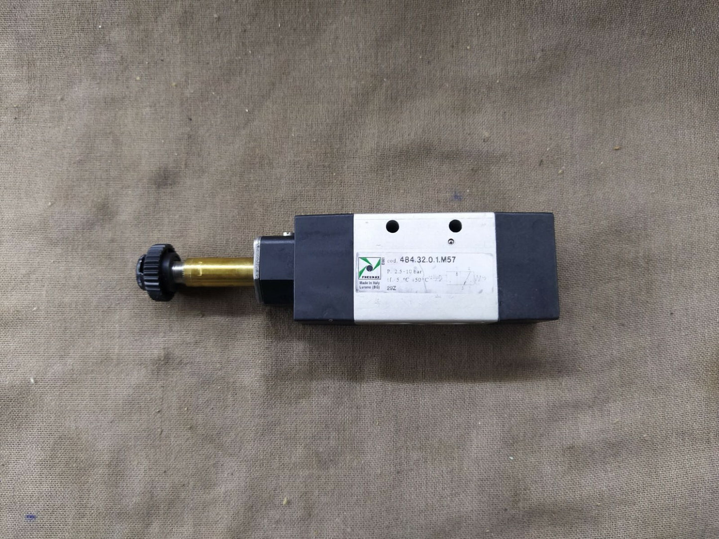 Pneumax 484.32.0.1.M57 Solenoid Spring Valve 10 BAR