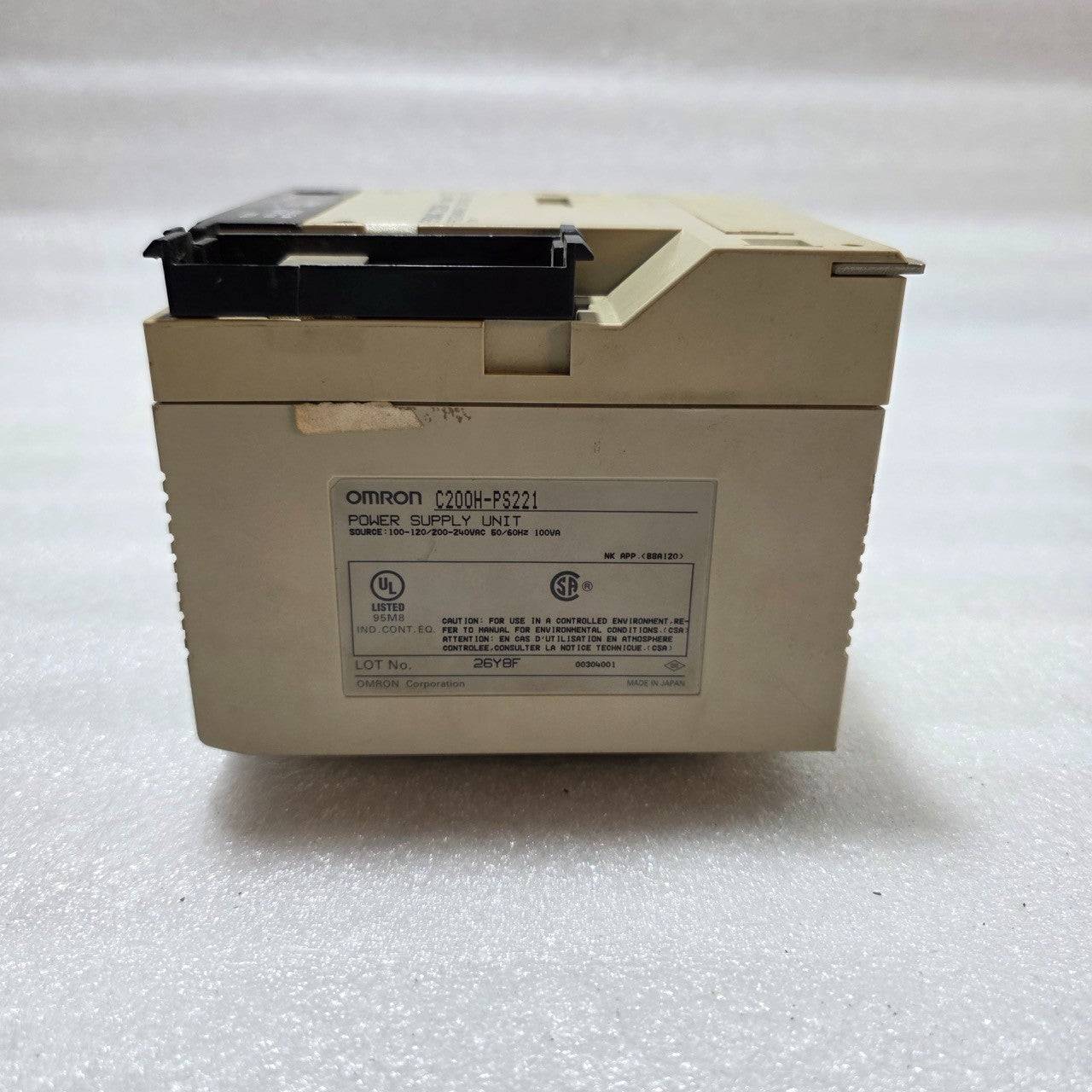 OMRON C200H-PS221 POWER SUPPLY MODULE