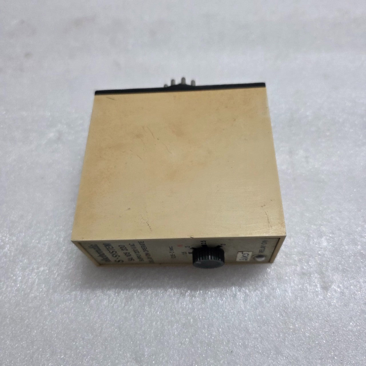 ELECTROMATIC S-SYSTEM SA 105 220 DELAY ON OPERATE TIMER RELAY 220V