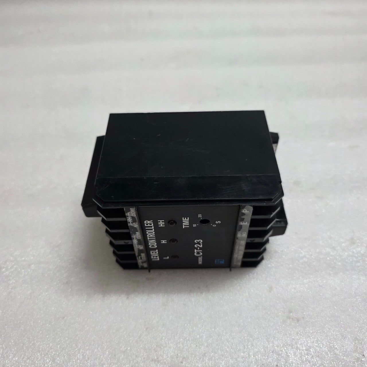 FELLOW KOGYO CT-2.3 CAPACITANCE LEVEL METER / LEVEL CONTROLLER AC100/110V OR AC2
