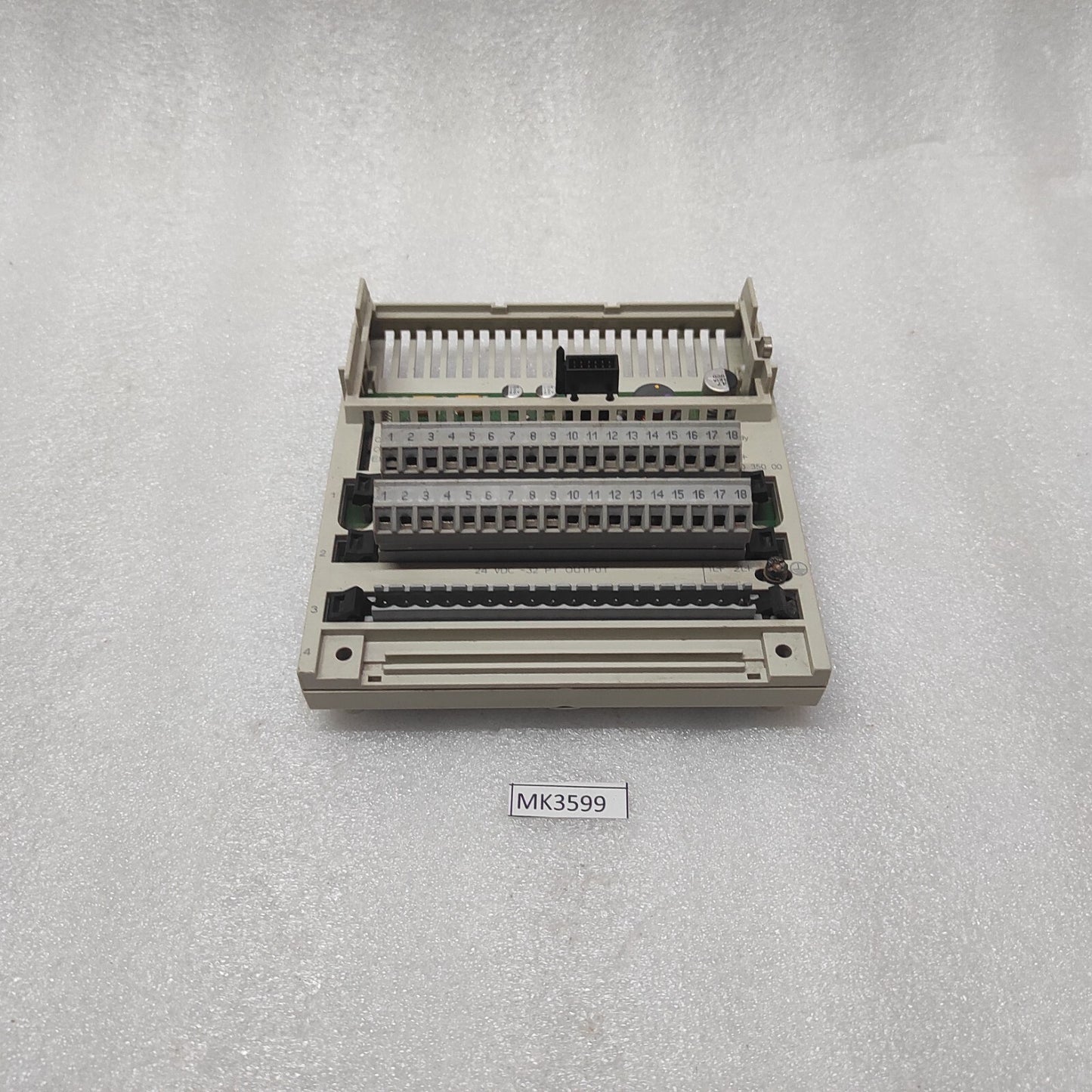 SE TSX MOMENTUM 170ADO35000 I/O BASE 24VDC