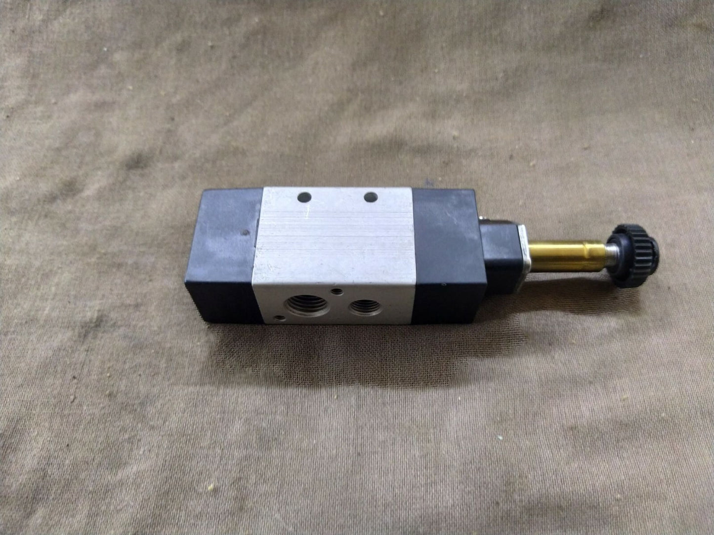 Pneumax 484.32.0.1.M57 Solenoid Spring Valve 10 BAR