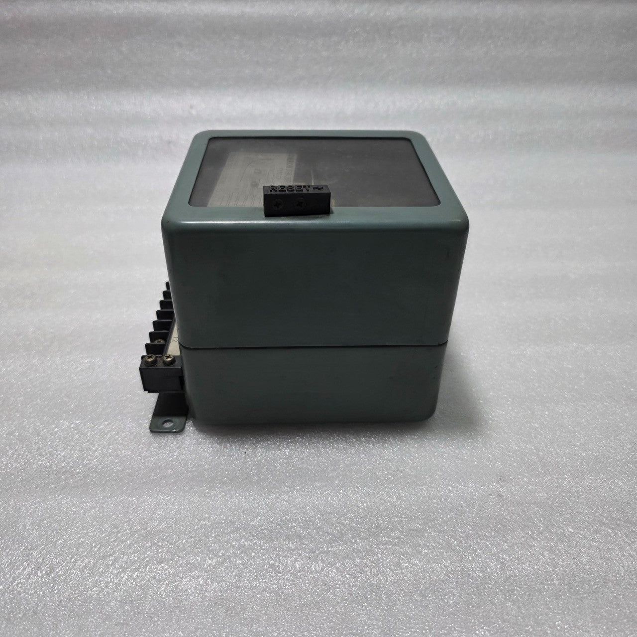 OMRON C0-CSD-3 INVERSE-TIME OVERCURRENT RELAY 5A 60HZ