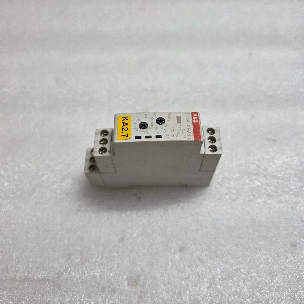 ABB CT-AHD.22 OFF-DELAY TIME RELAY 1SVR500110R0100 24-240V AC/ 24-28V DC