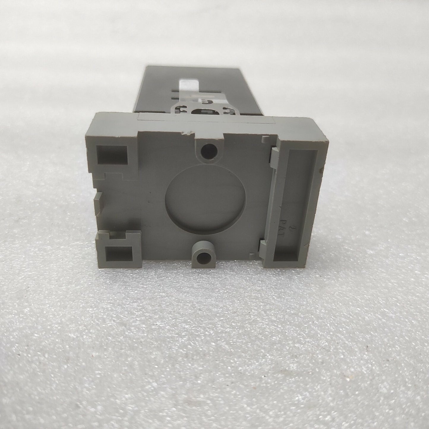 IDEC GT3A-2AF20 MULTIFUNCTION TIMER 100-240VAC