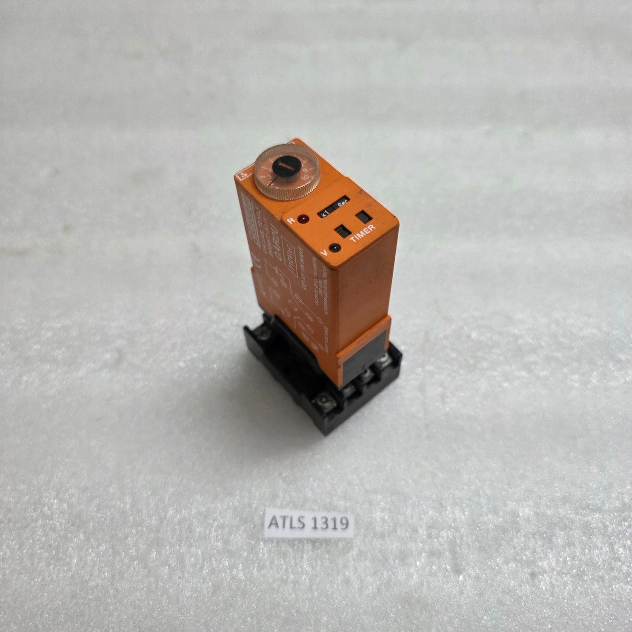 CROUZET OAR2U DELAY ON MAKE TIME RELAY 110VAC OAR2U-110A