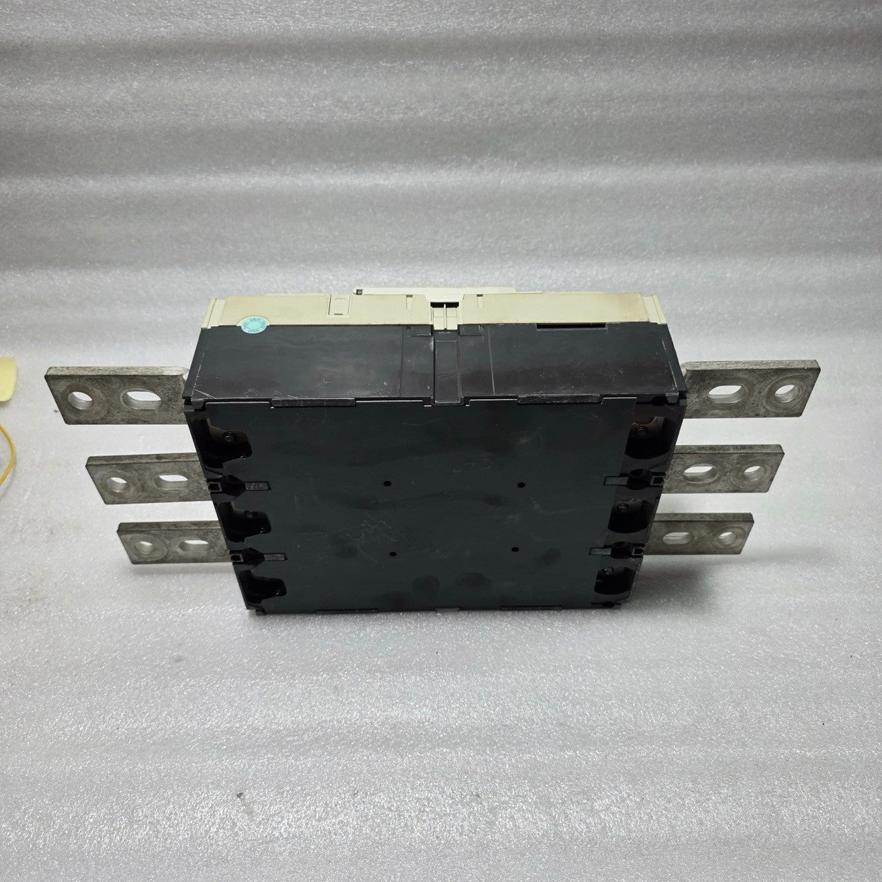 MITSUBISHI NF800-CEW CIRCUIT BREAKER 800A SHUNT AC100-450V/DC100-200V