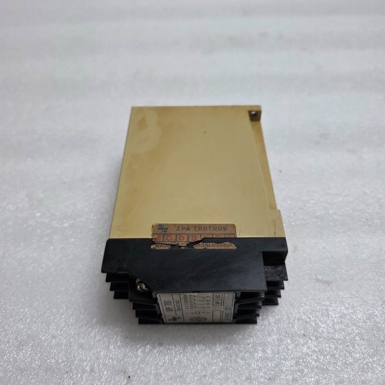 ZPA TRUTNOV RP 701 INDUSTRIAL CONTROL RELAY CSN 35 3402 110V AC