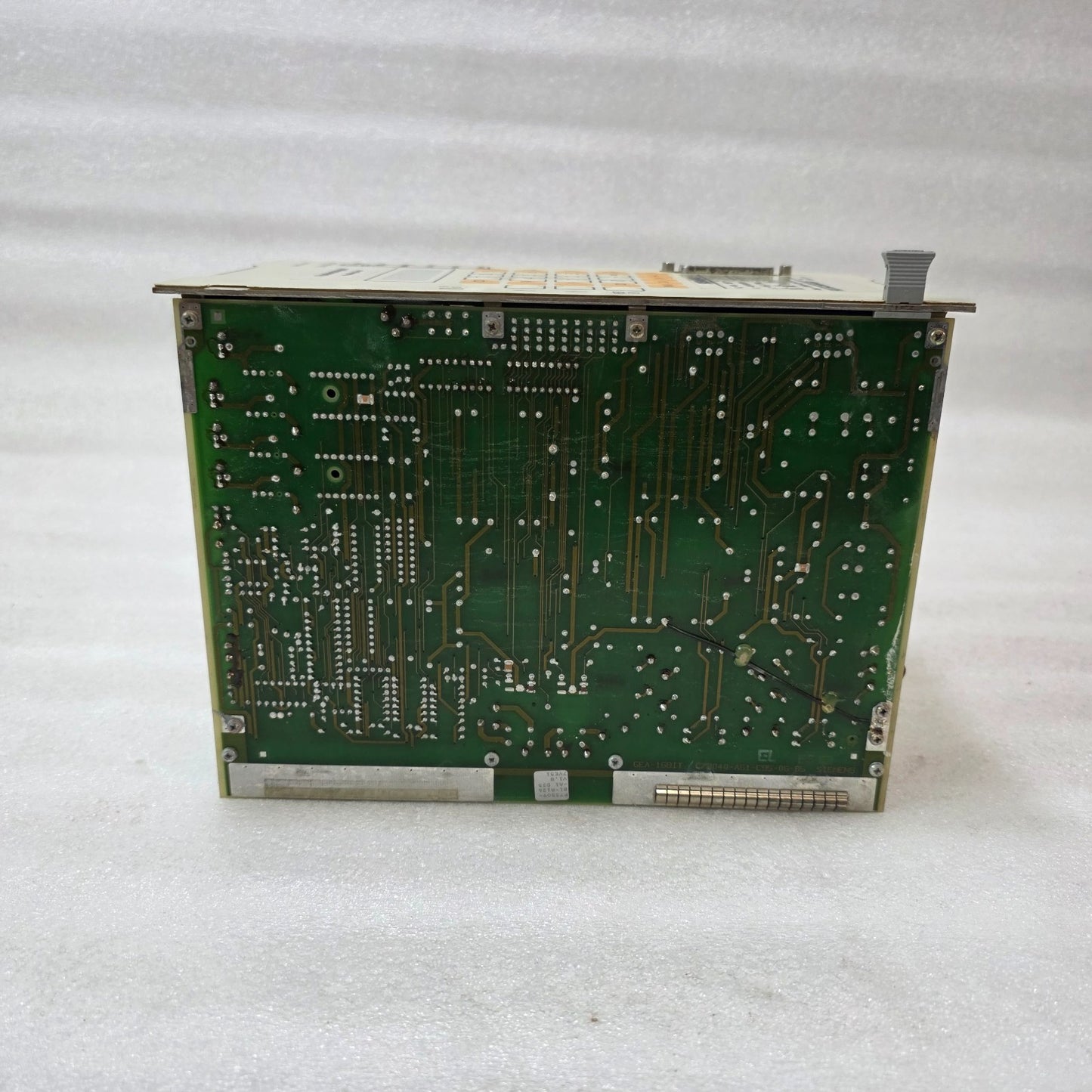 SIEMENS 7VE5120-4DA00-0A/DD PROTECTION RELAY – VOLTAGE/FREQUENCY RELAY