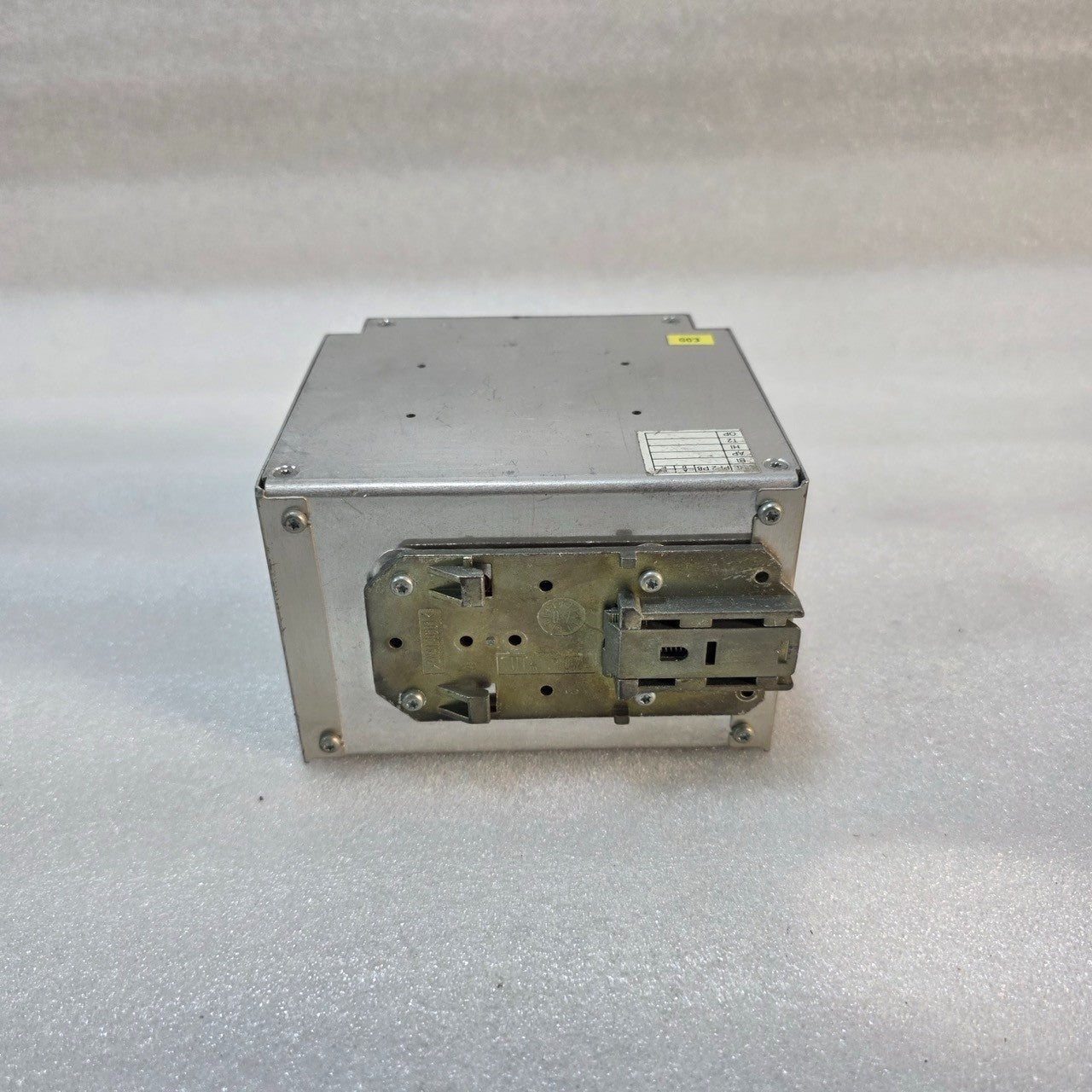 PHOENIX CONTACT QUINT-PS-3X400-500AC/24DC/10 PRIMARY-SWITCHED AC/DC POWER SUPPLY