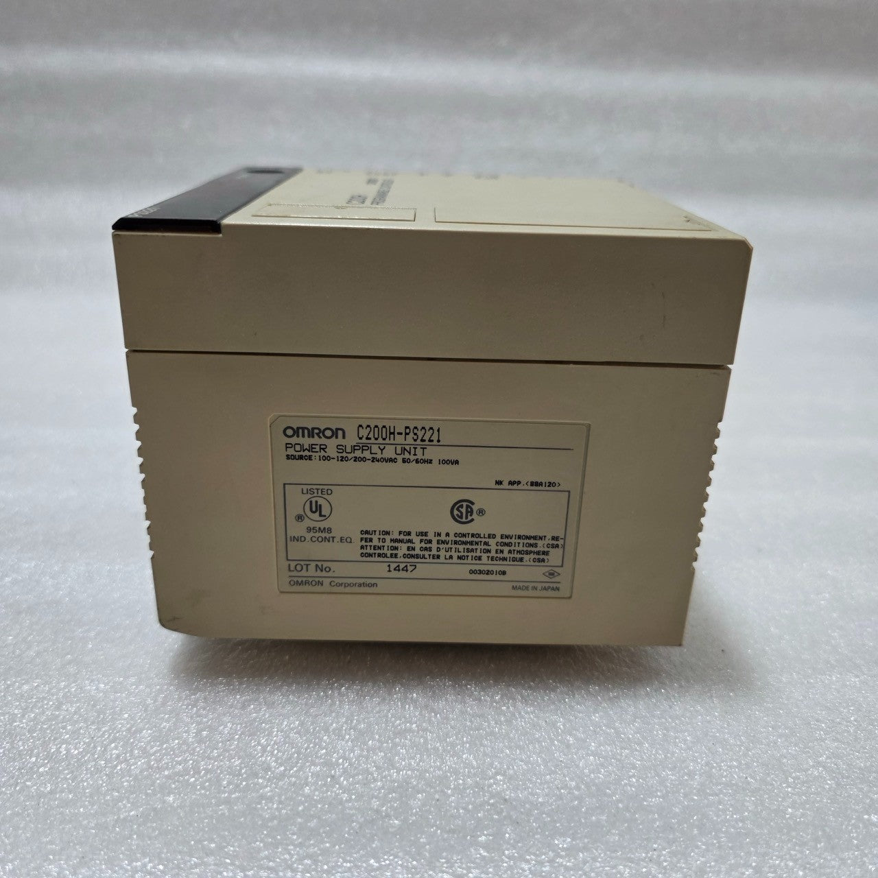 OMRON C200H-PS221 POWER SUPPLY MODULE 100-240VAC