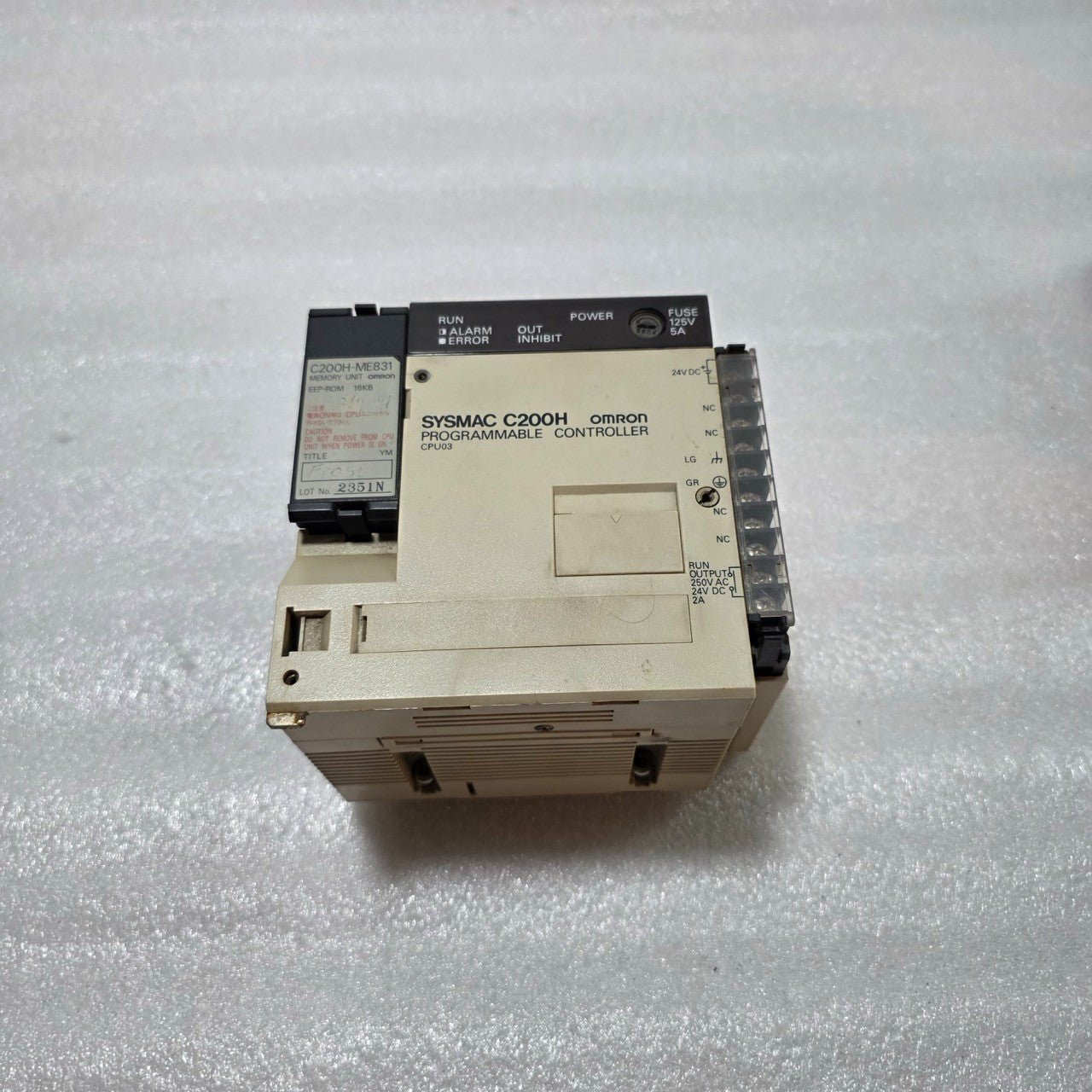 OMRON C200H-CPU03-E CPU MODULE / PROGRAMMABLE CONTROLLER 24VDC