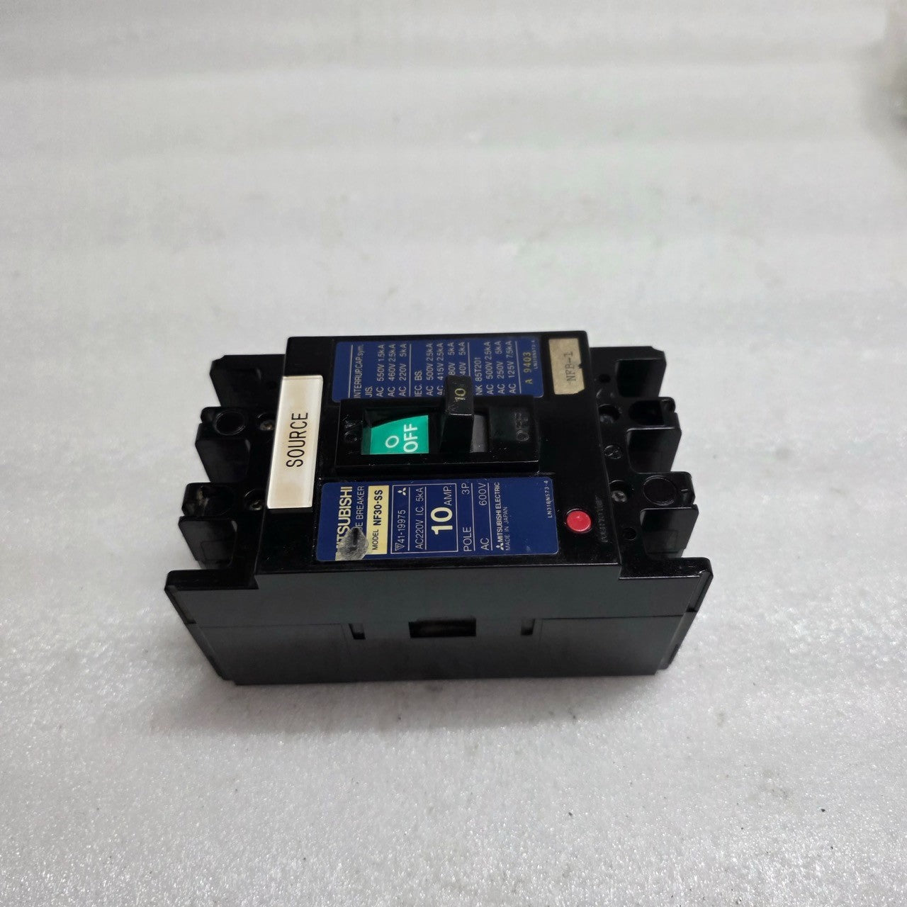 MITSUBISHI ELECTRIC NF30-SS 3-POLE CIRCUIT BREAKER 10A