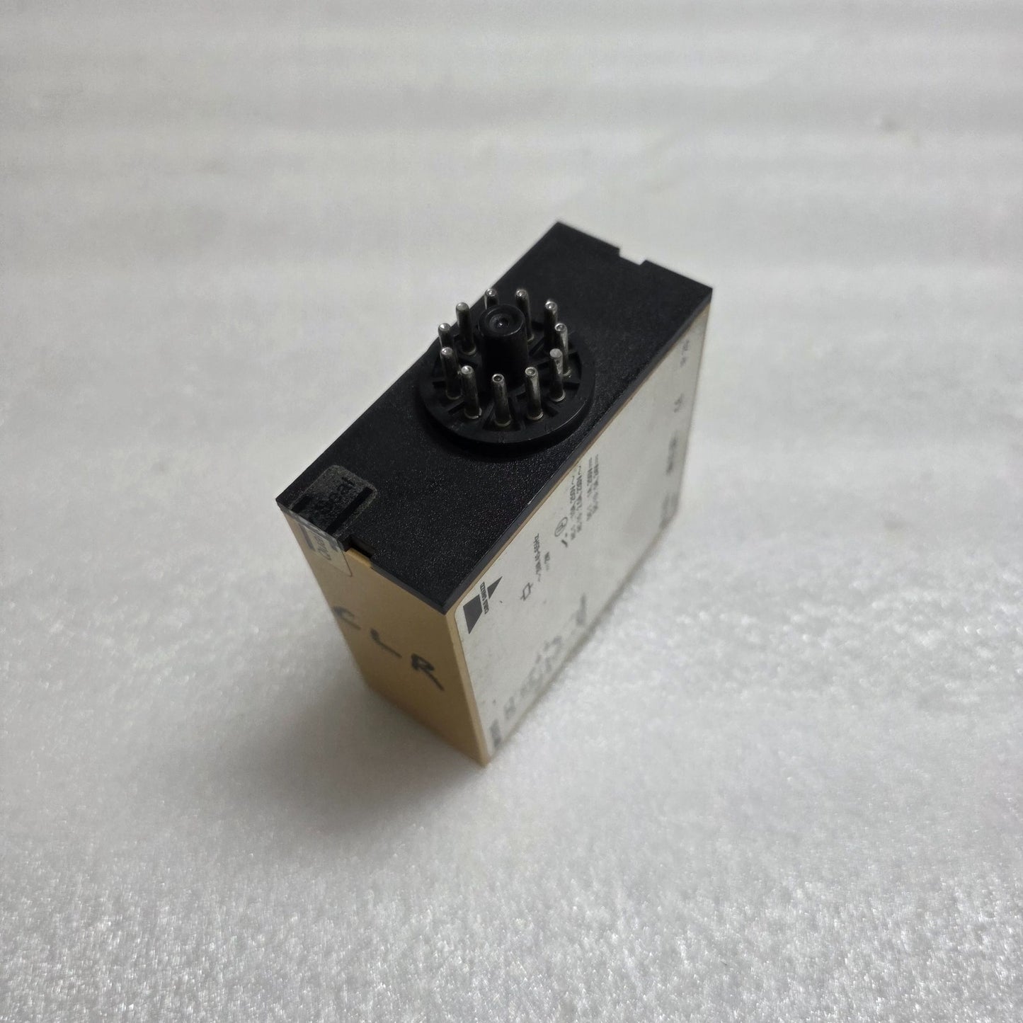 CARLO GAVAZZI SM 115 115 CURRENT LEVEL MONITORING RELAY SM115115