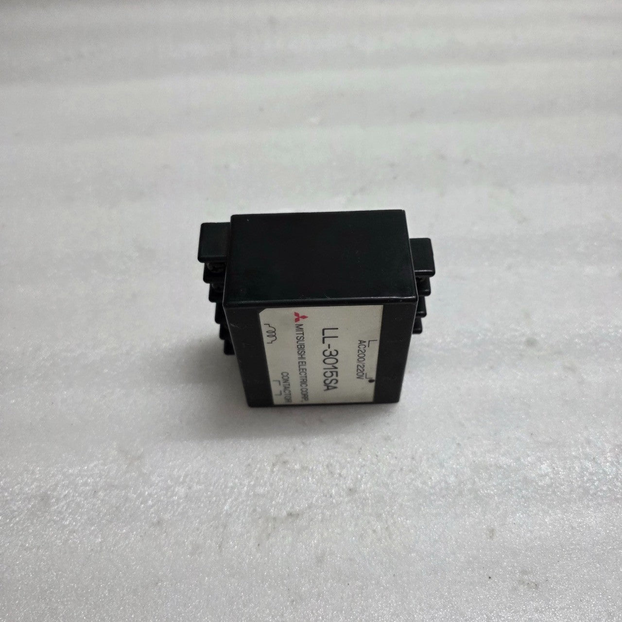 MITSUBISHI LL-3015SA ELECTRICAL CONTACTOR AC200/220V