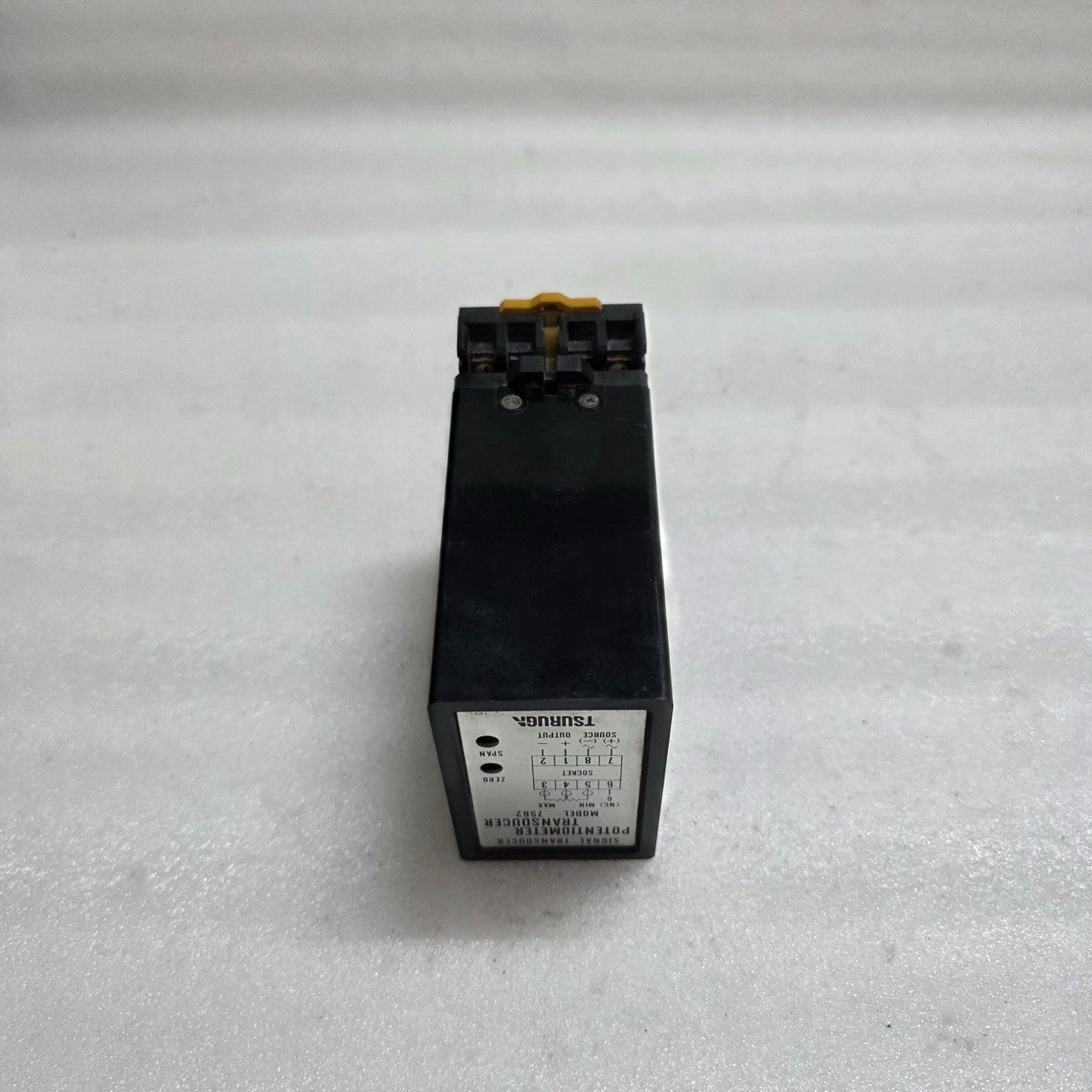 TSURUGA 7562-29-3 SIGNAL TRANSDUCER AC100/110V
