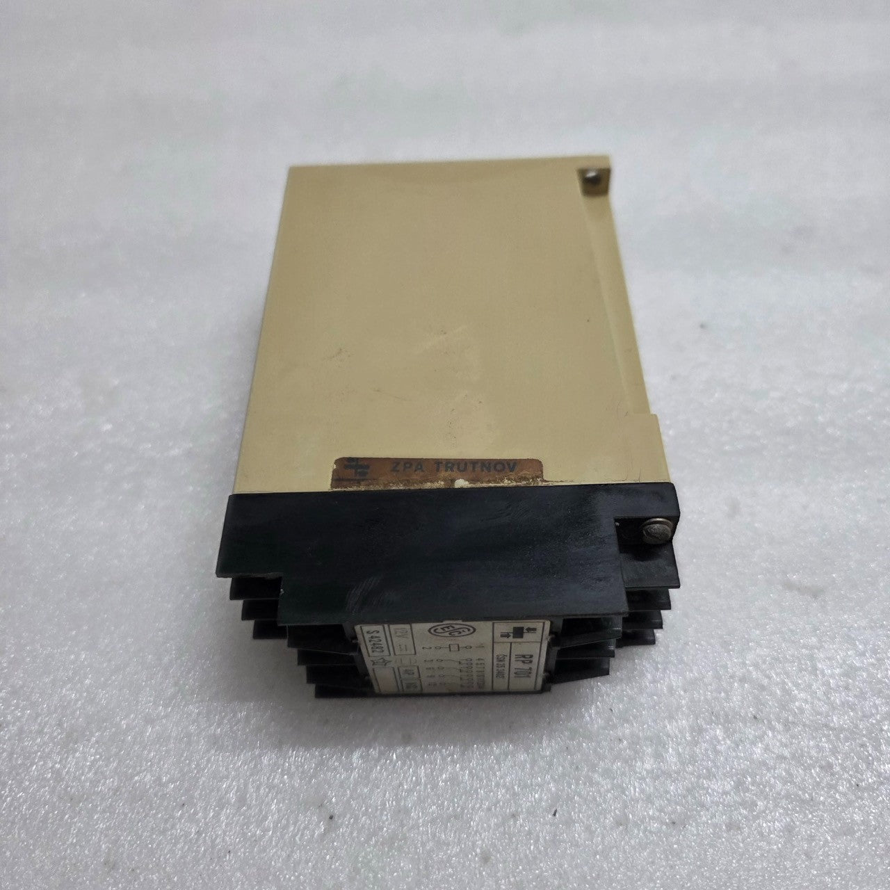 ZPA TRUTNOV RP 701 INDUSTRIAL CONTROL RELAY 12VDC