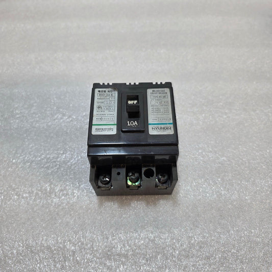 HYUNDAI ELECTRIC HO-30E 3 POLE MOLDED CASE CIRCUIT BREAKER (MCCB) 10A