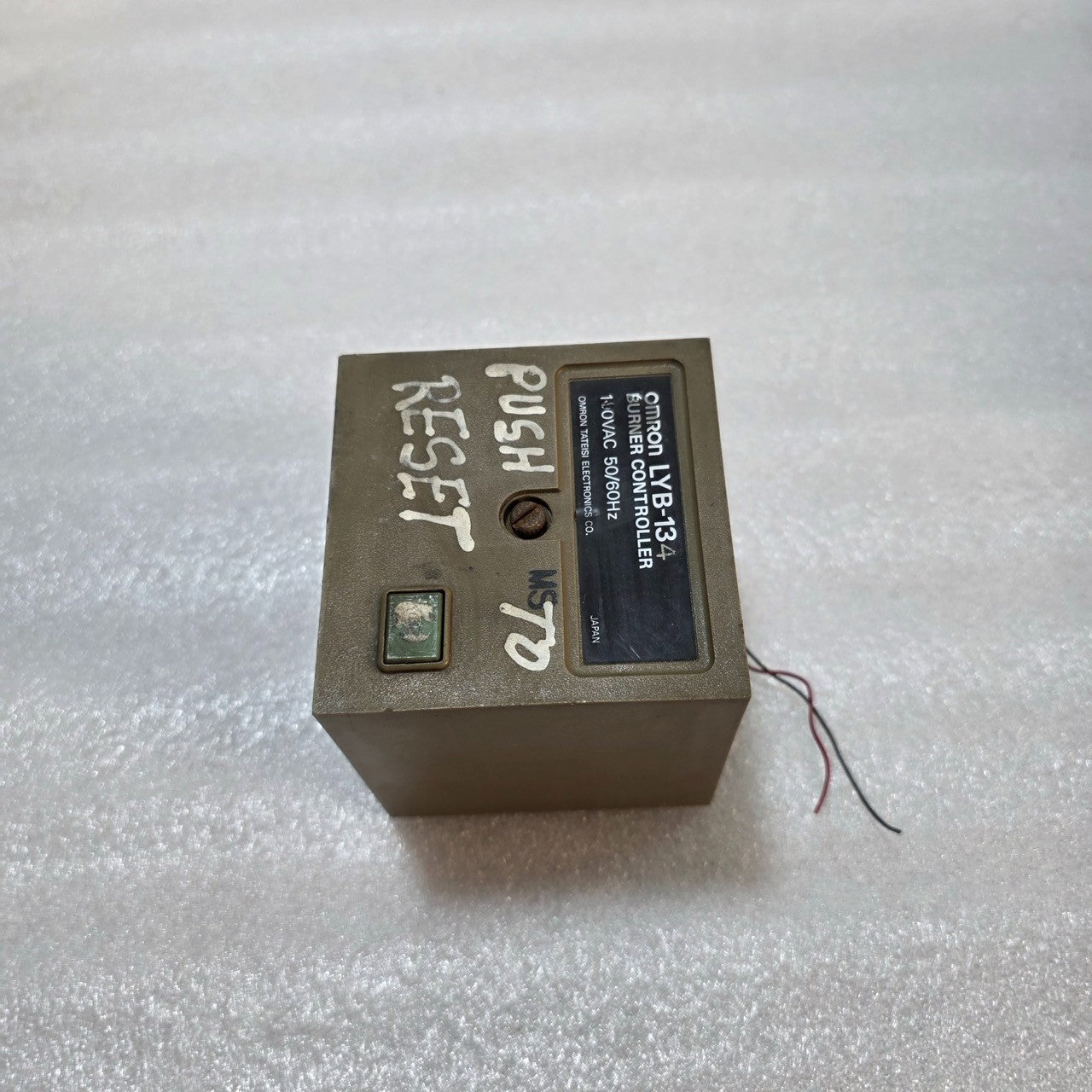 OMRON LYB-134 BURNER CONTROLLER UNIT 100-110VAC