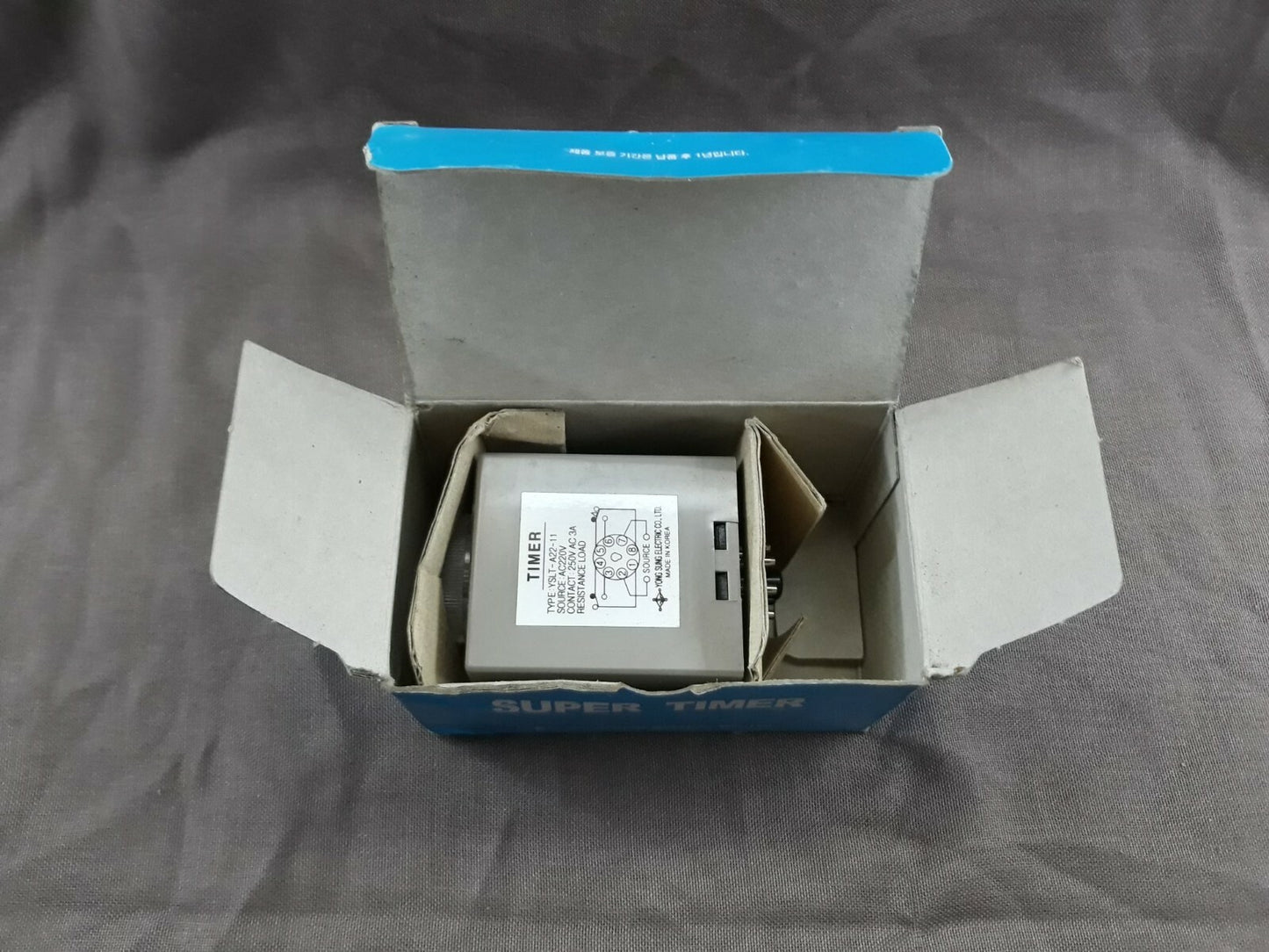 Yong Sung YSLT-A22-11 Timer YSLT 220 VAC