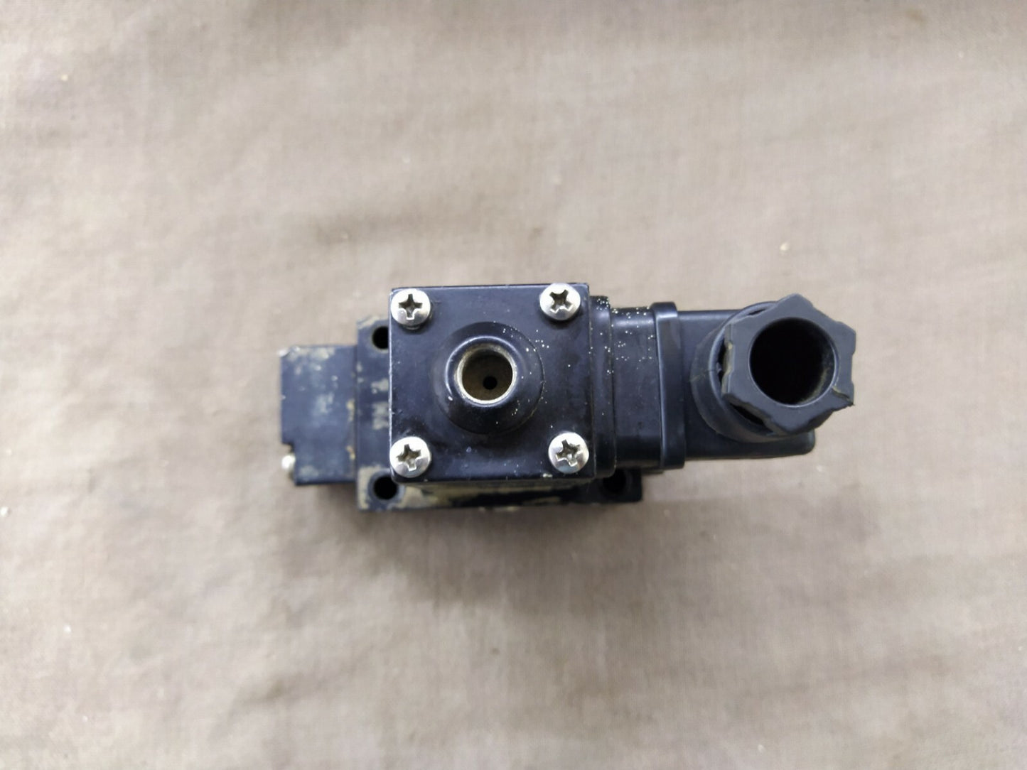 Keystone 7911 Solenoid Valve