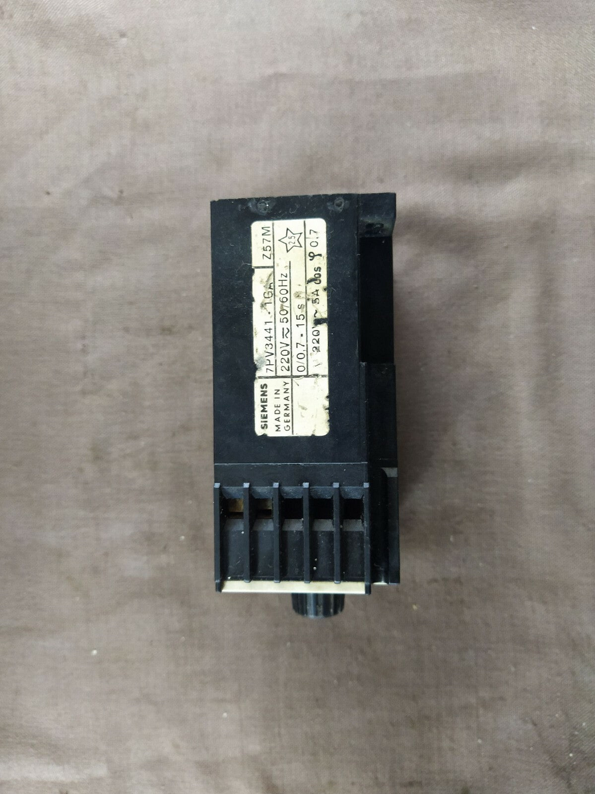 Siemens 7PV3441-1GA Timer 7PV34411GA 0.7 To 15 Sec 7PV34