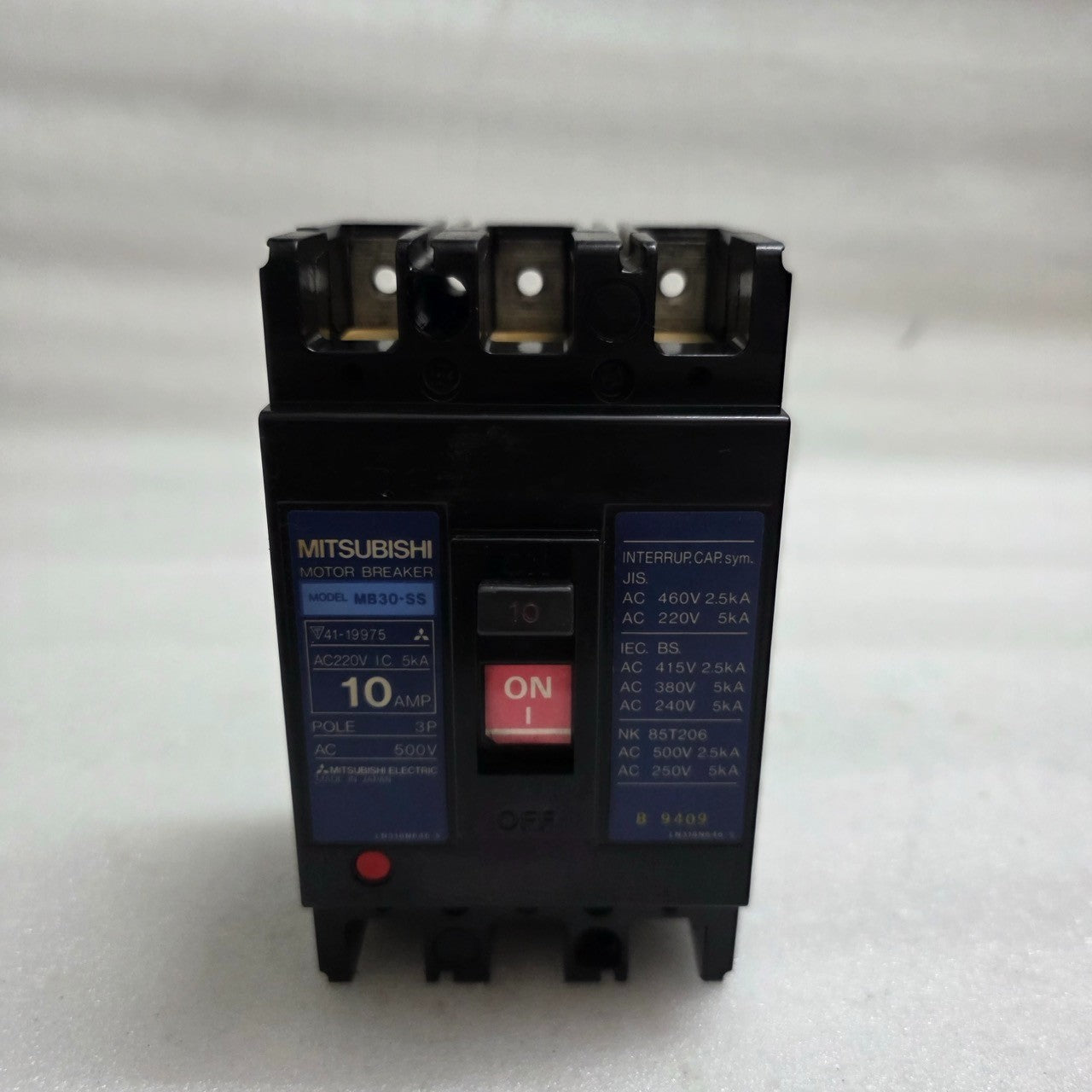 MITSUBISHI ELECTRIC MB30-SS 3-POLE CIRCUIT BREAKER 10A