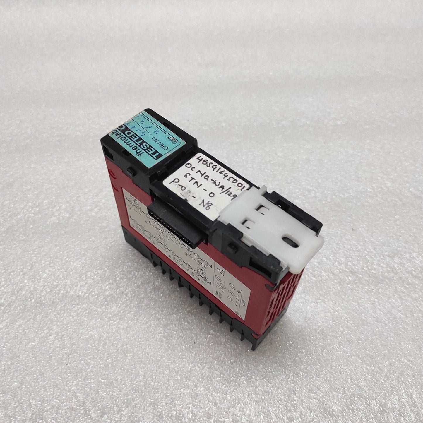 FUJI ELECTRIC PUMACCC1-0BY71 TEMPERATURE CONTROLLER