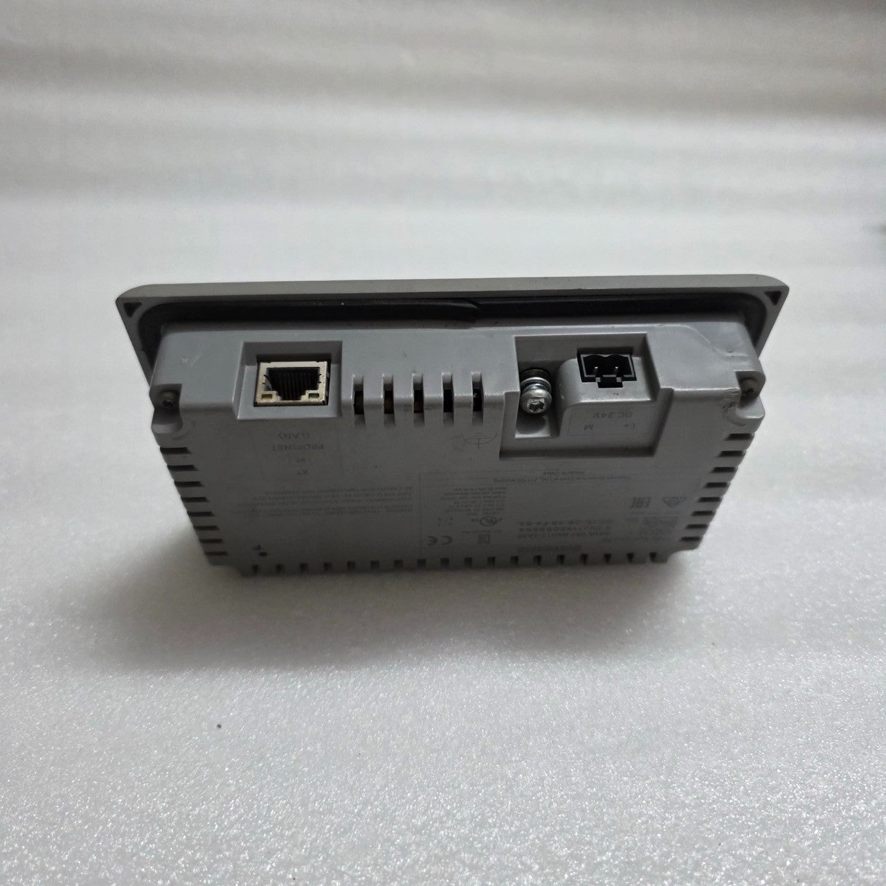 SIEMENS AG KP300 BASIC MONO 6AV6 647-0AH11-3AX0 BASIC PANEL KEY OPERATION HMI 24
