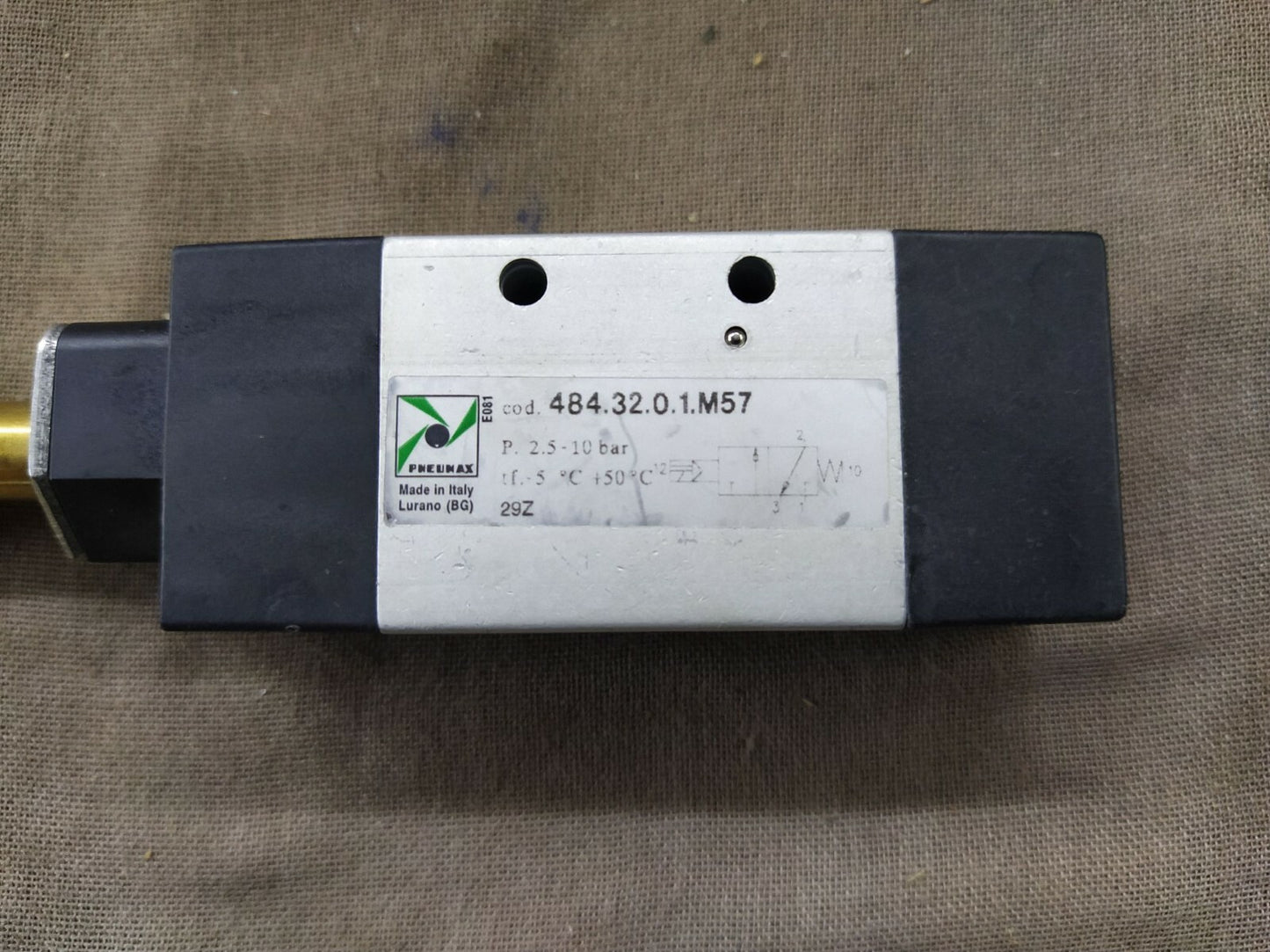 Pneumax 484.32.0.1.M57 Solenoid Spring Valve 10 BAR