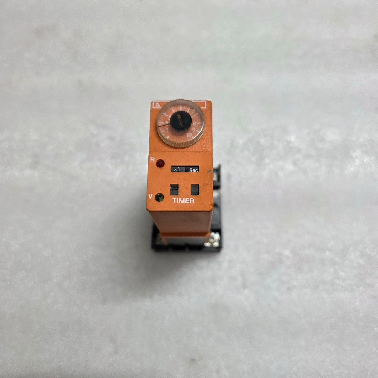 CROUZET OAR2U DELAY ON MAKE TIME RELAY 110VAC OAR2U-110A