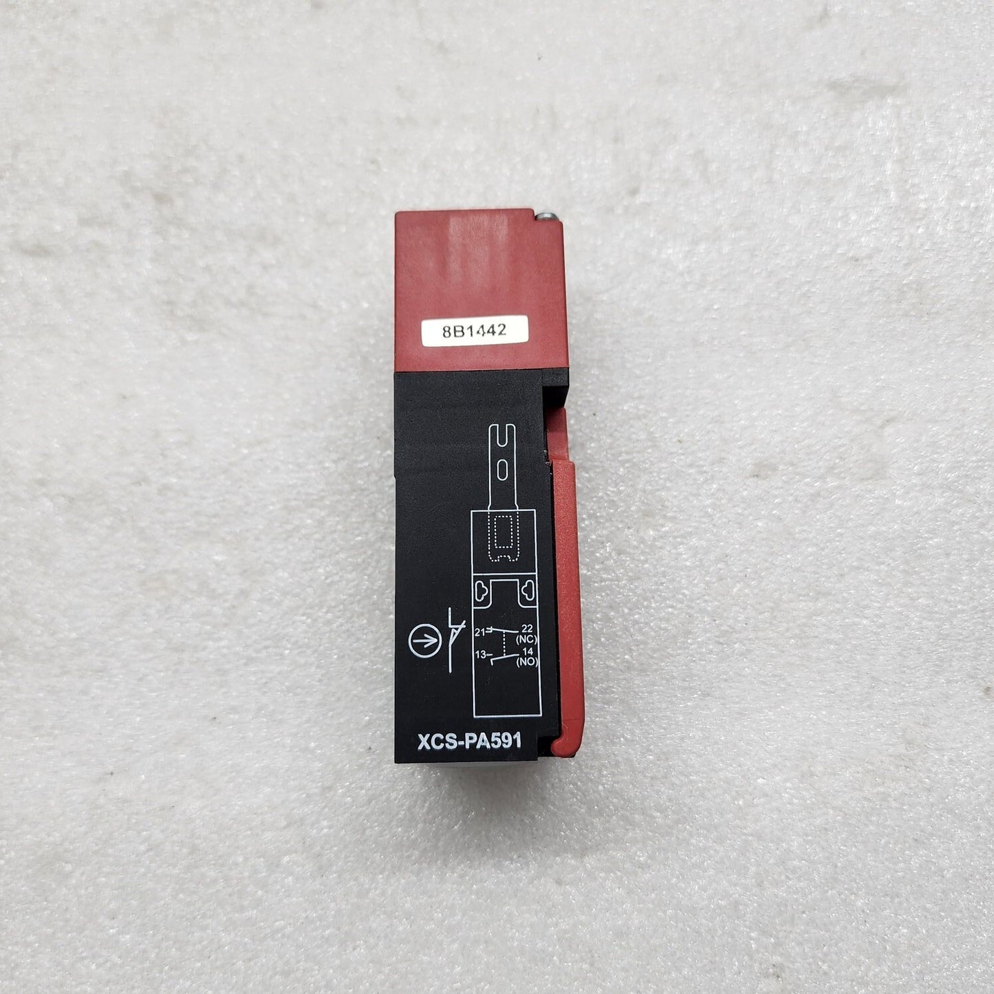 TELEMECANIQUE XCS-PA591 SAFETY SWITCHES