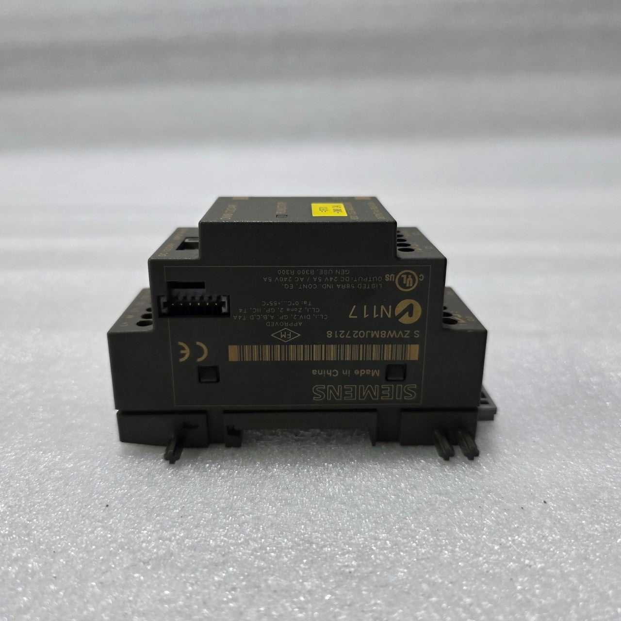 SIEMENS LOGO! DM8 12/24R 6ED1 055-1MB00-0BA1 DIGITAL INPUT/OUTPUT EXTENSION MODU