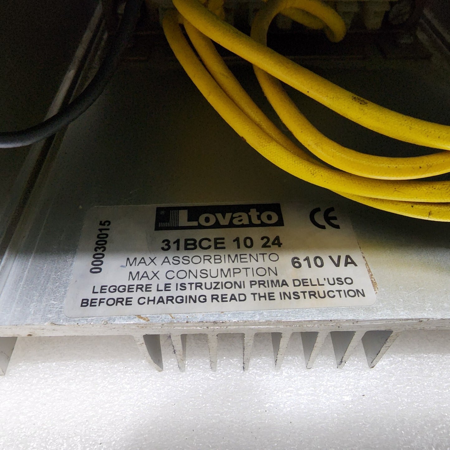 LOVATO 31BCE1024 AUTOMATIC BATTERY CHARGER