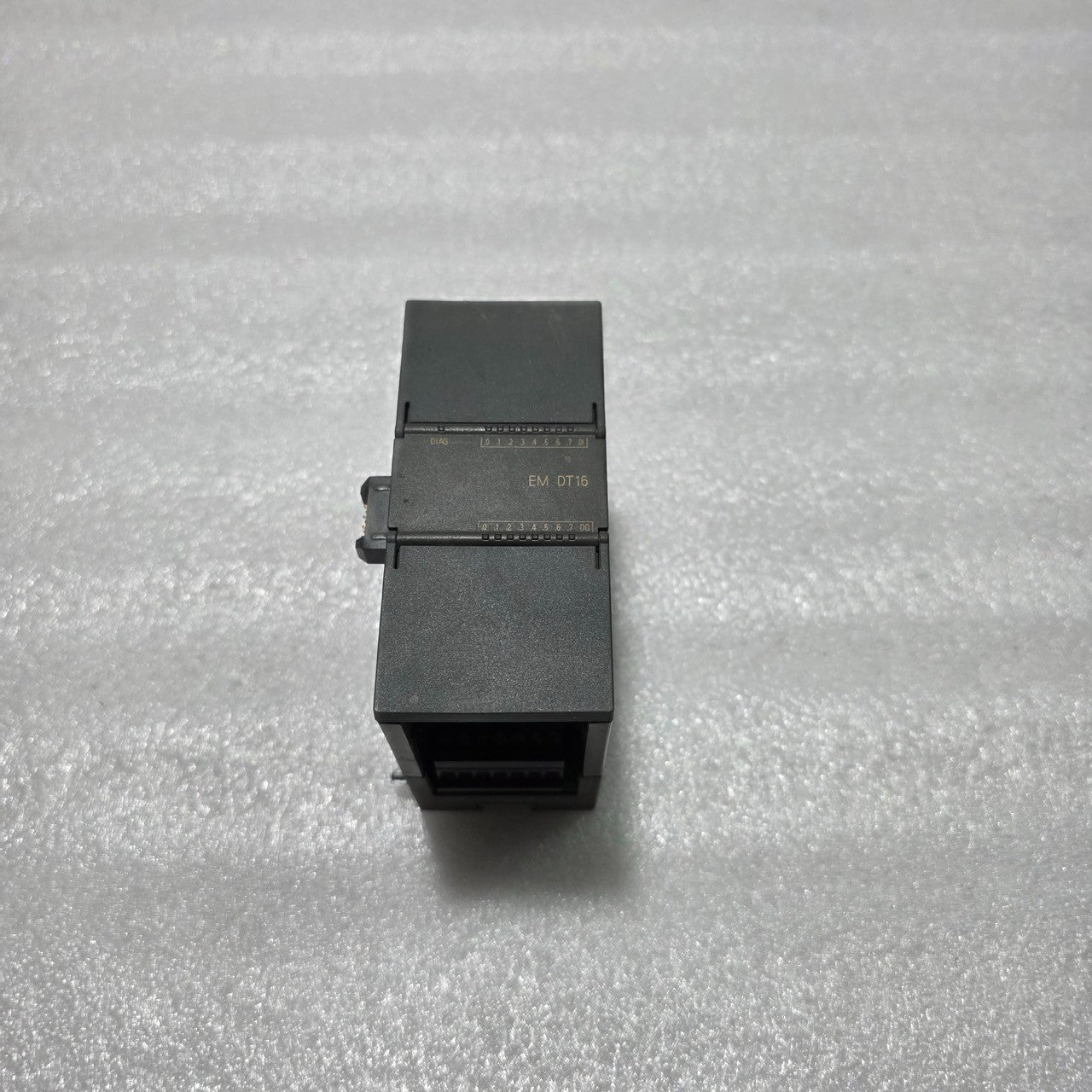 SIEMENS SIMATIC S7-20 DIGITAL I/O EM DT16 EXPANSION MODULE 6ES7 288-2DT16-0AA0